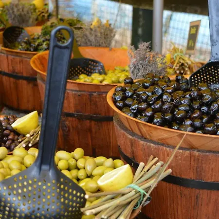 Apartment Renove Proche Avec Parking Privatif - Fr-1-251-303 Le Lavandou