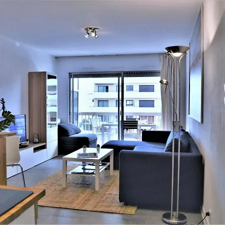 Rénové Avec Terrasse, Aperçu Et Parking Privatif Au Lavandou, 3 Couchages - Fr-1-251-303 Apartamento