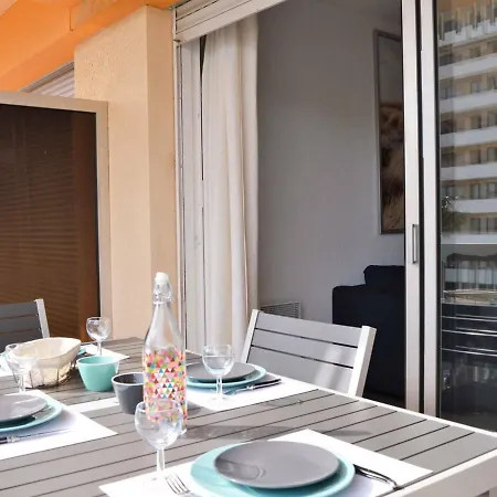 Renove Proche Avec Parking Privatif - Fr-1-251-303 Daire Le Lavandou